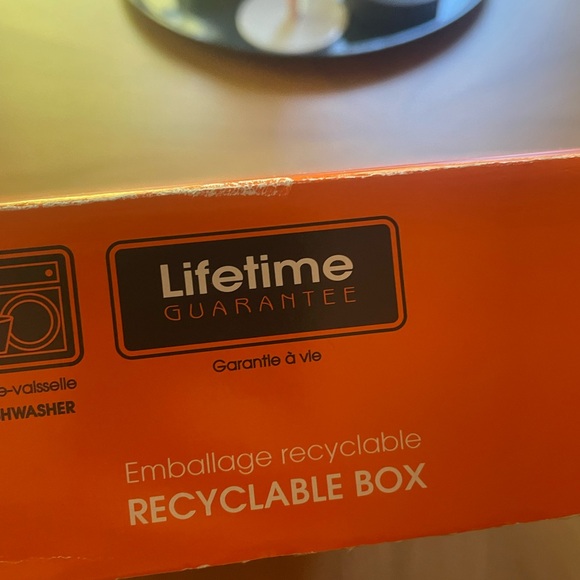 New Le Creuset Cast Iron Ribbed Bistro Pan Grill Griddle - Picture 7 of 12